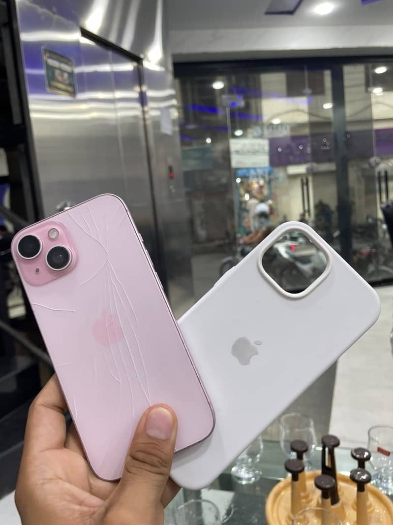 Apple iPhone 15 1
