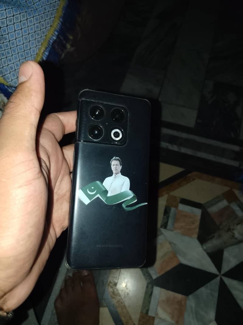 One Plus 10 Pro 3
