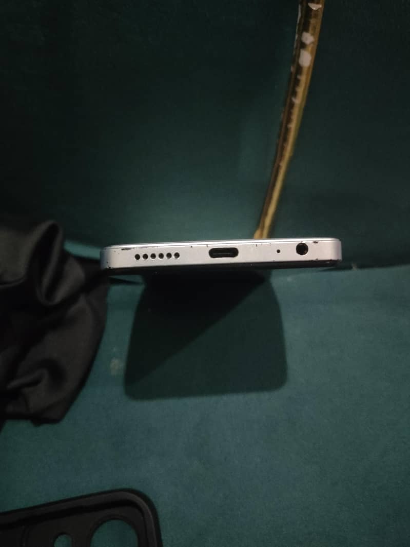 Tecno Spark 20C 3