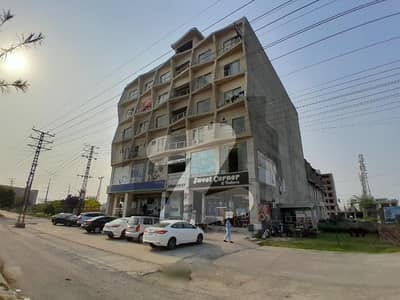 On Excellent Location Shop Is Available For Rent In Jubilee Town