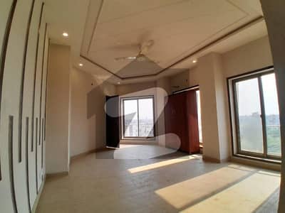 1850 Square For Sale In Federal B Area