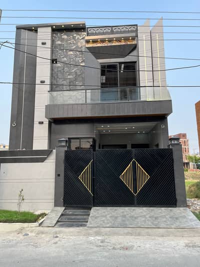 *5 Marla Beautiful Modren Design House For Sale*