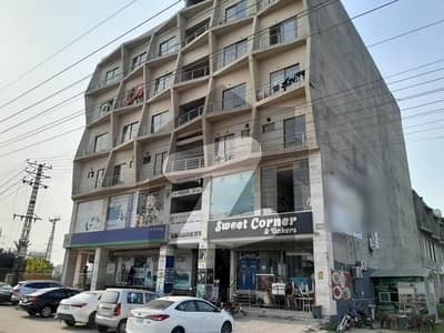 On Excellent Location Shop