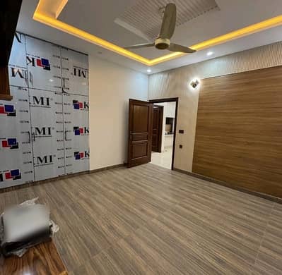 On Excellent Location Lower Portion For Rent