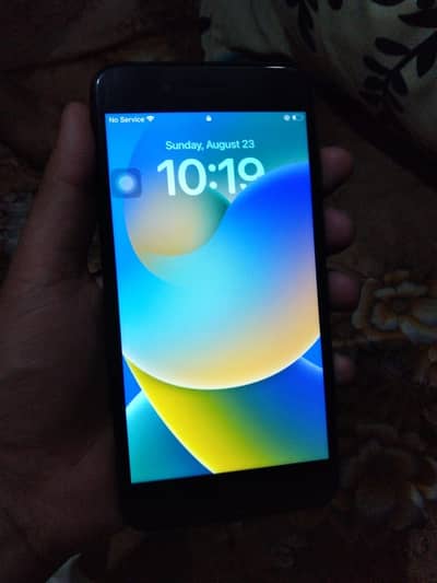 iPhone 8 Plus