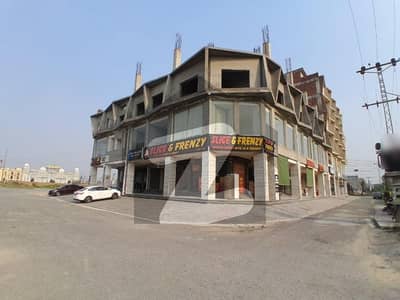 Beautifully Constructed On Excellent Location Shop Is Available For sale In Jubilee Town