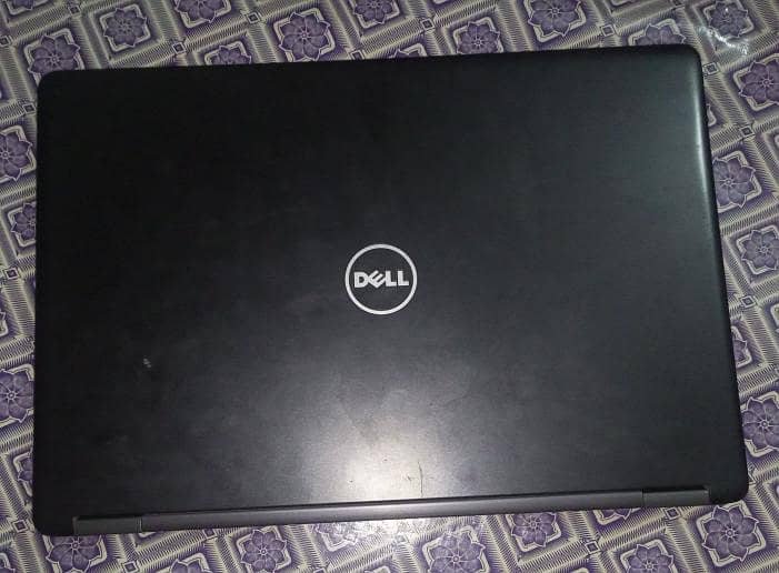 Laptop 0
