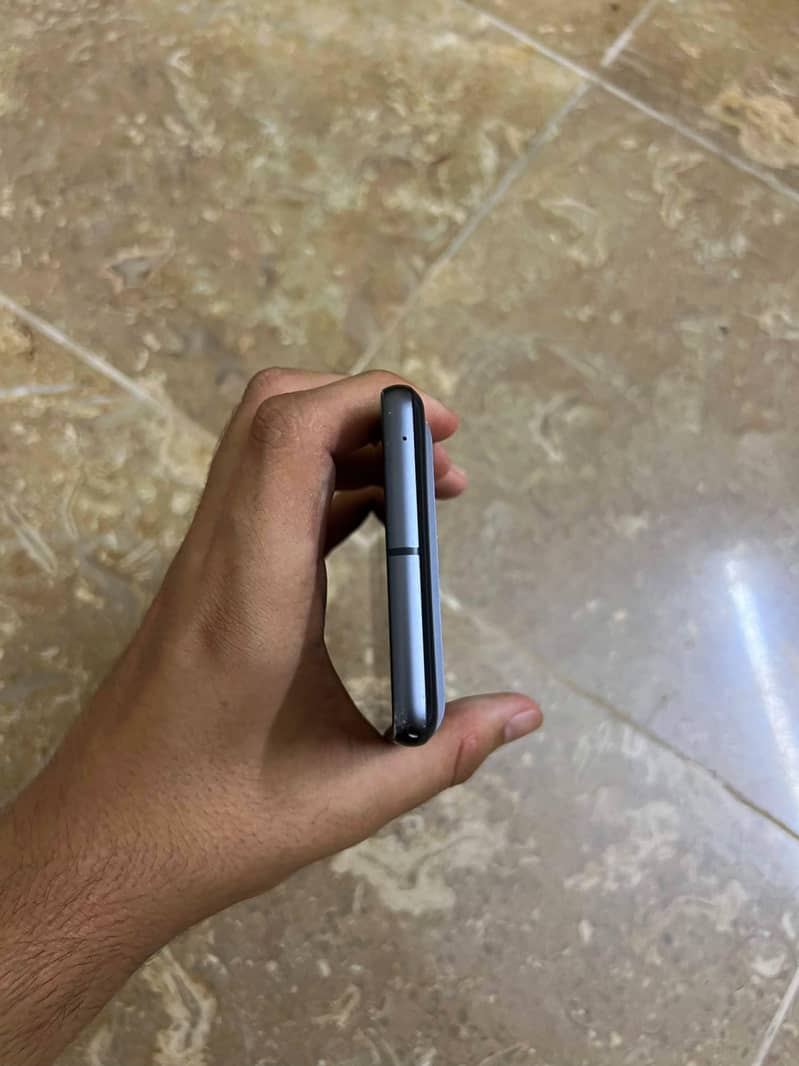 Google Pixel 7 5
