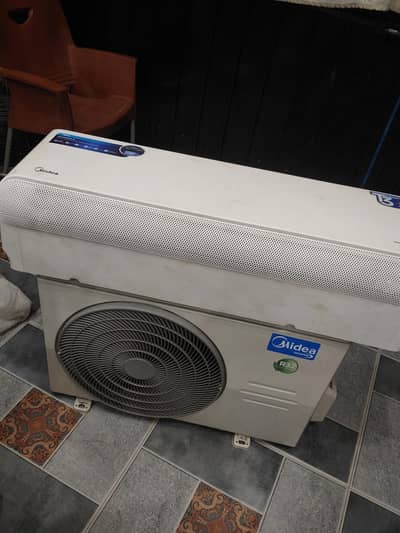 Midea 1.5 ton