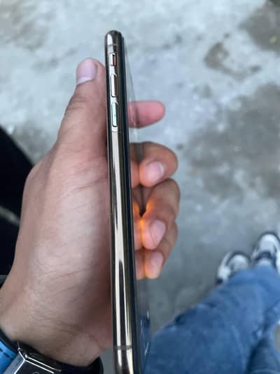 Apple iPhone XS