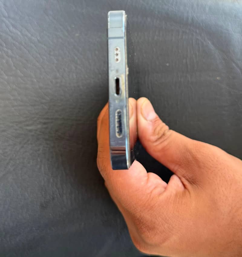 Apple iPhone 13 Pro 3