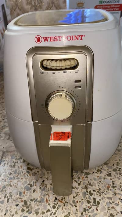 Westpoint airfryer price: 10,000