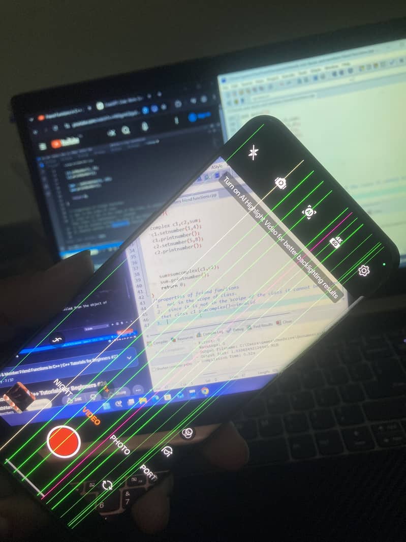 One Plus 10 Pro lines 1