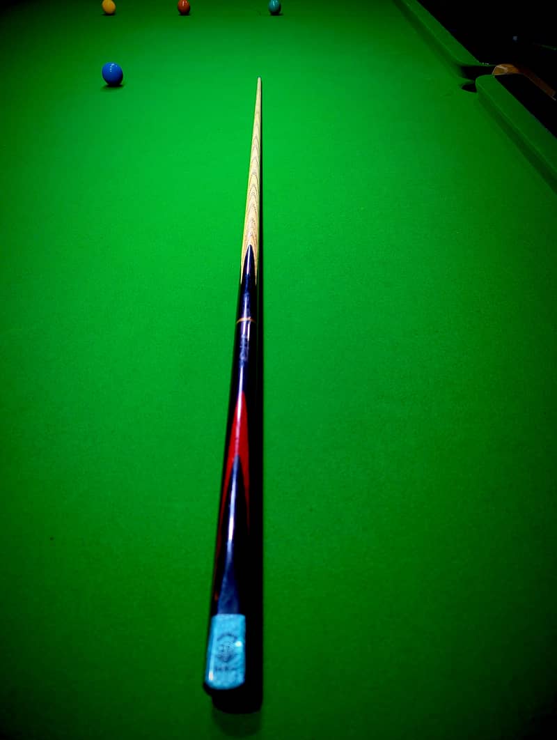 snooker cue 1