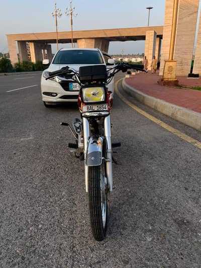 Honda 125 bike for sale 2025 model 200000 moqa pe kami peshi ho jye gi
