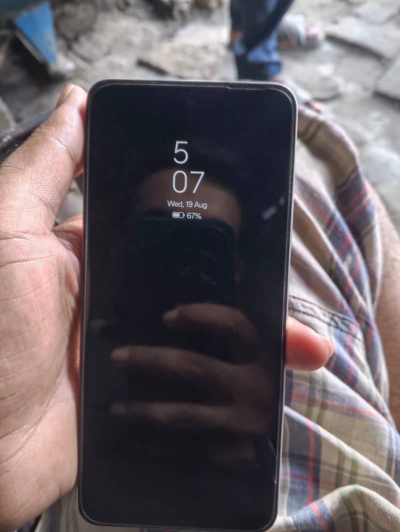Realme C71 1