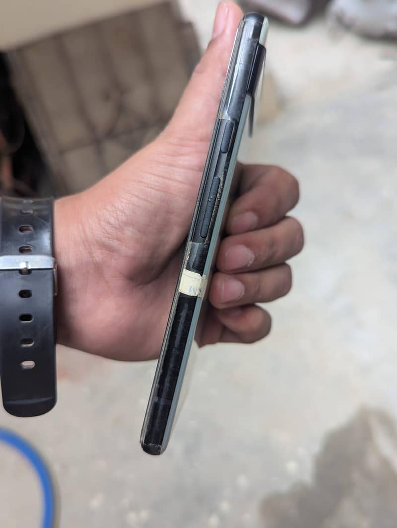 Google Pixel 6a 3