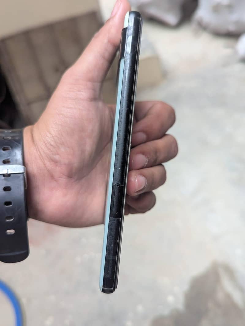 Google Pixel 6a 4