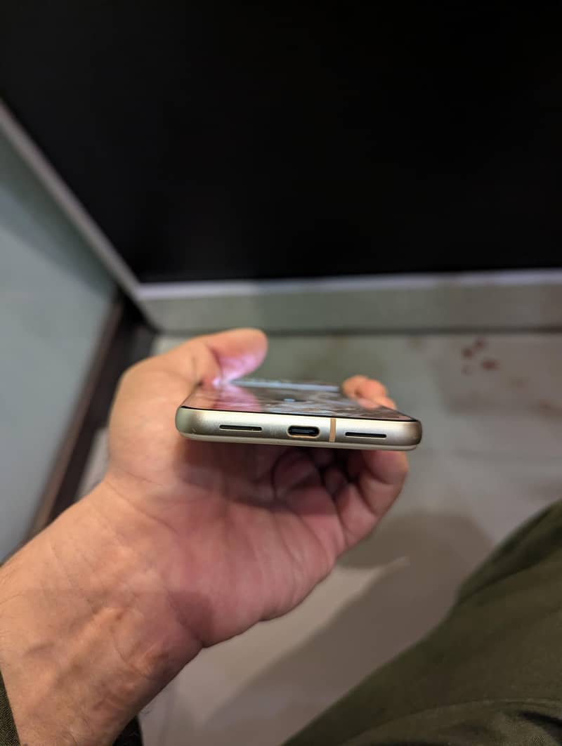 Google Pixel 7 2