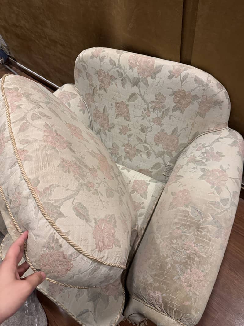 Sofas and Chair 3