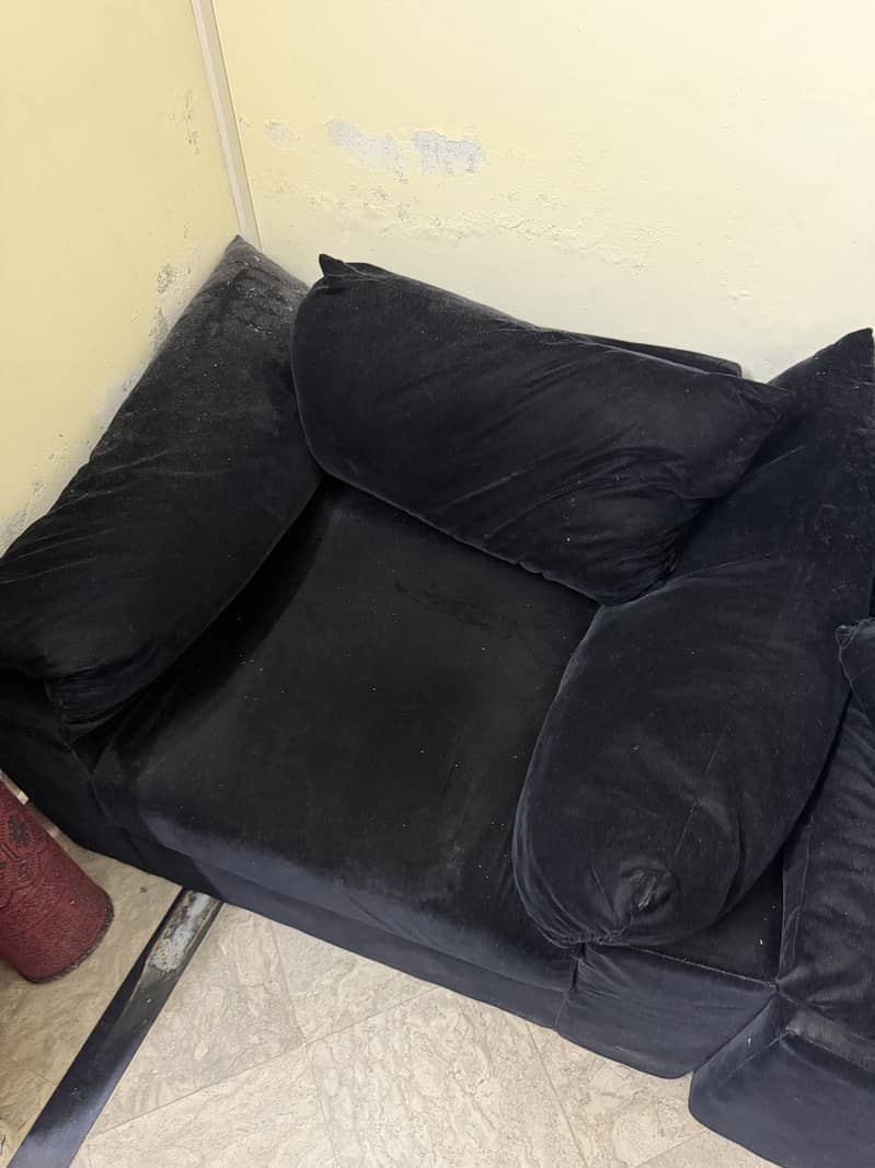 Sofas and Chair 7