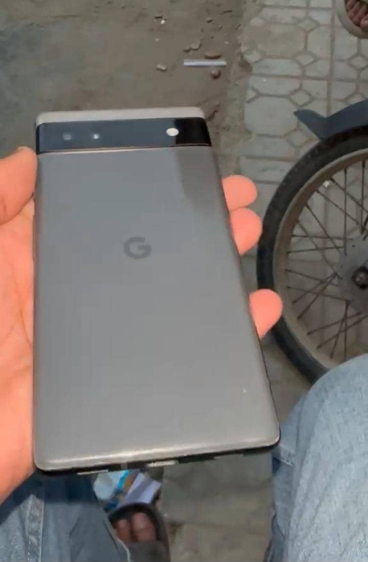 Google Pixel 6a 0