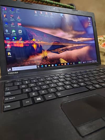 Toshiba laptop and a6 5200