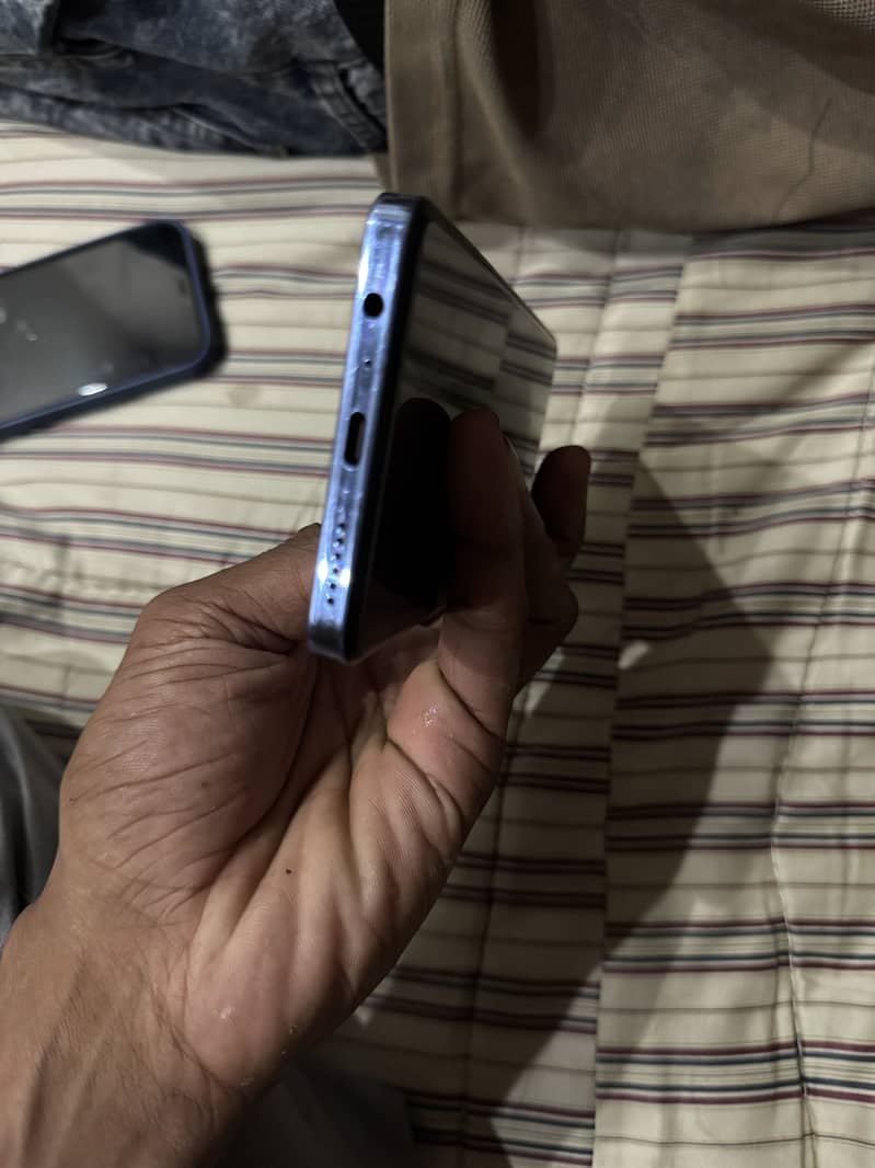 Tecno CAMON 20 Pro 1