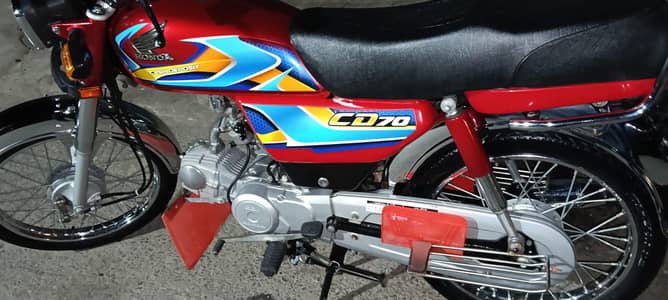 Honda 70 cd new condition 25-26 modal