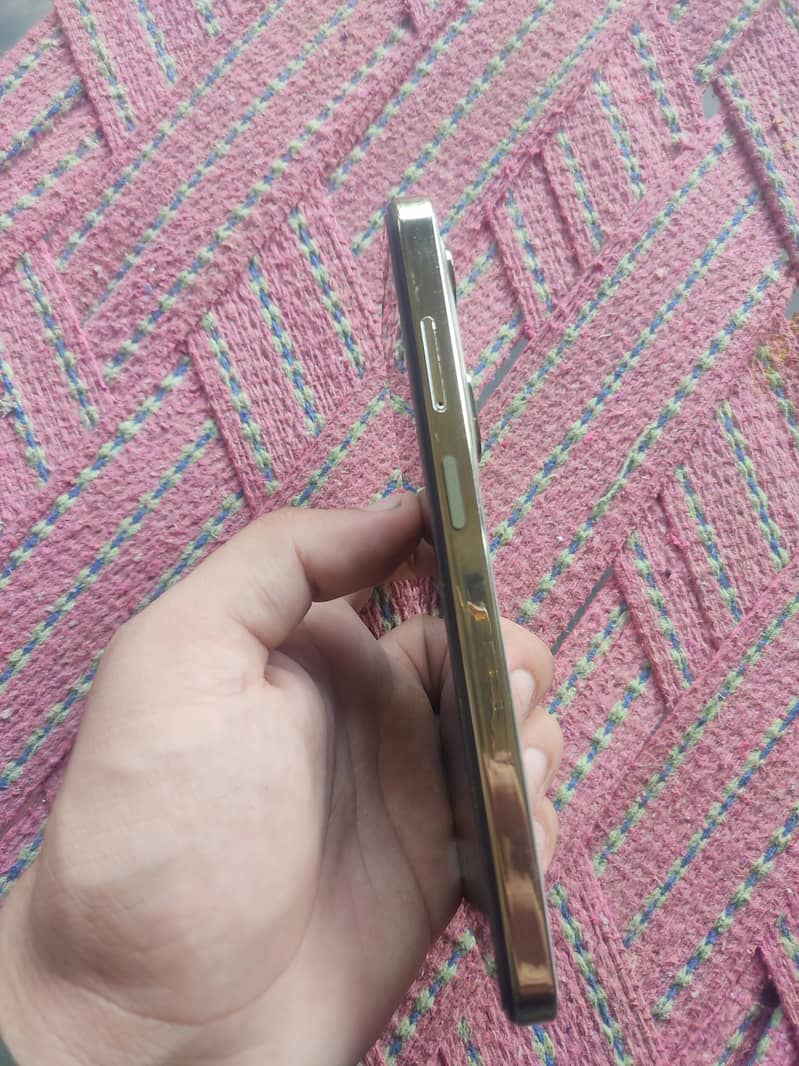 G'Five Note 25 4