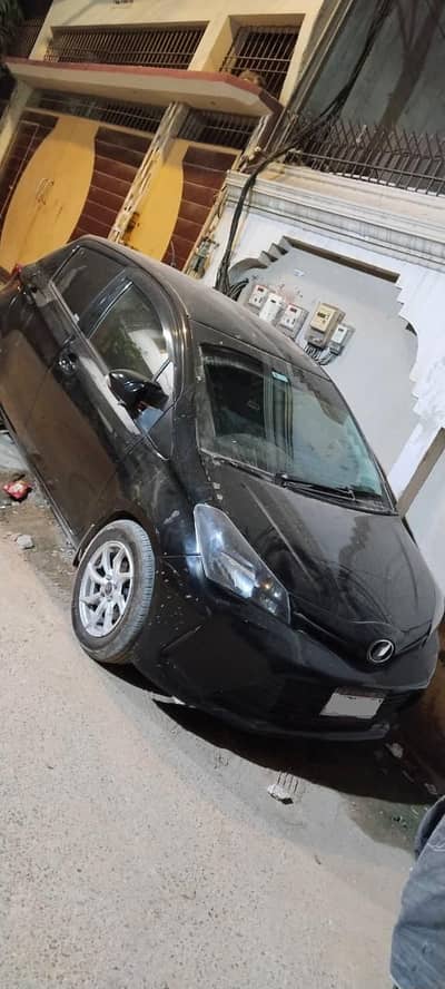 Toyota Vitz 2014