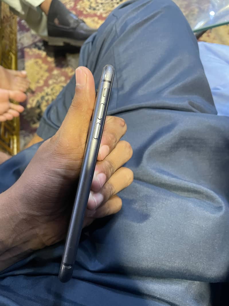 Apple iPhone 11 1