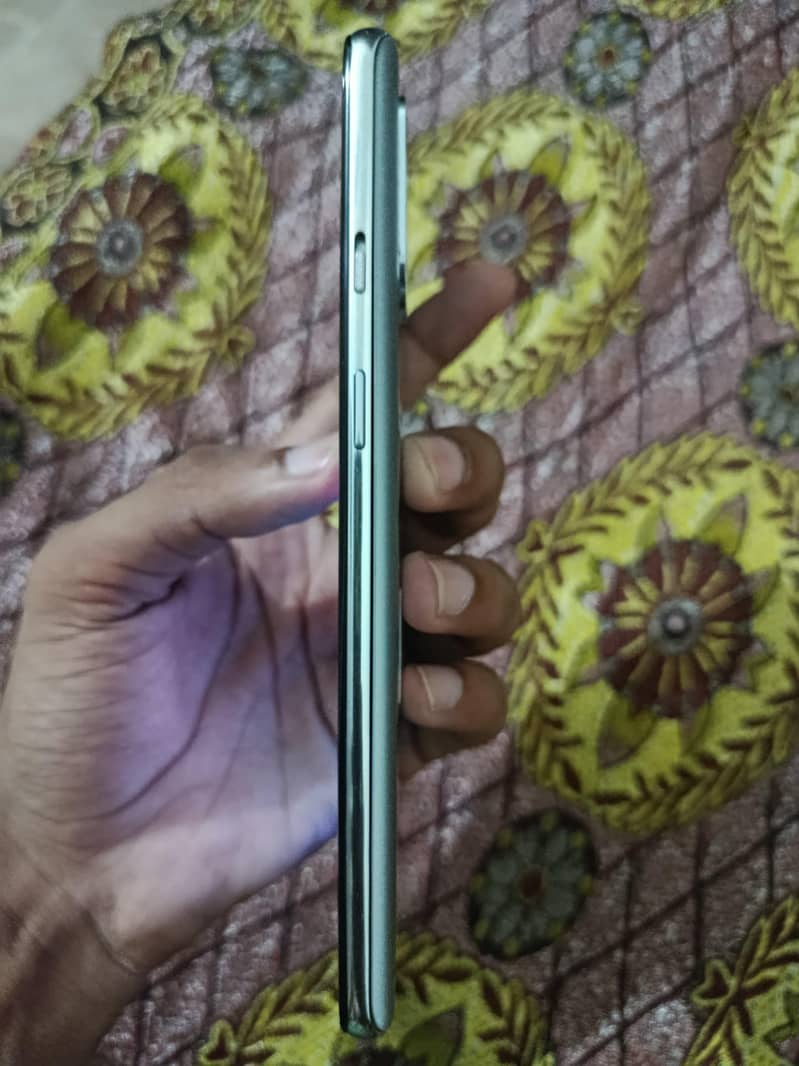 One Plus 8T 3