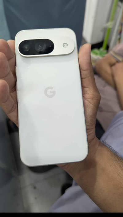 Google Pixel 9