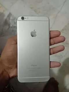 Apple iPhone 6 Plus 1