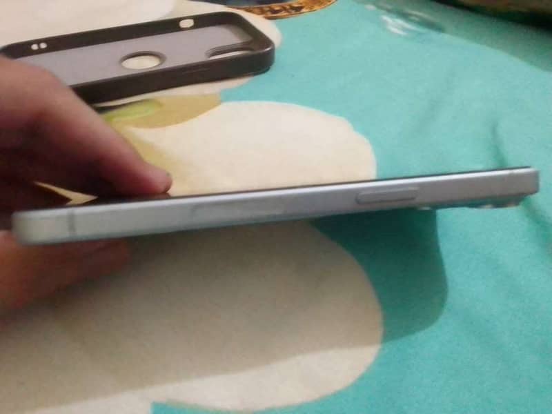 Apple iPhone 15 5