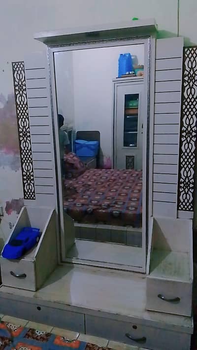 Bed Dresser wardrobe dawarder side table