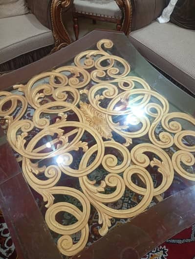 Big Central Table Good condition