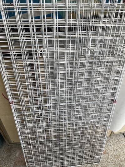 Mesh Wire Grills size 2”by 4” foots
