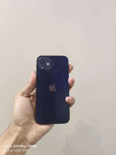 Apple iPhone 12