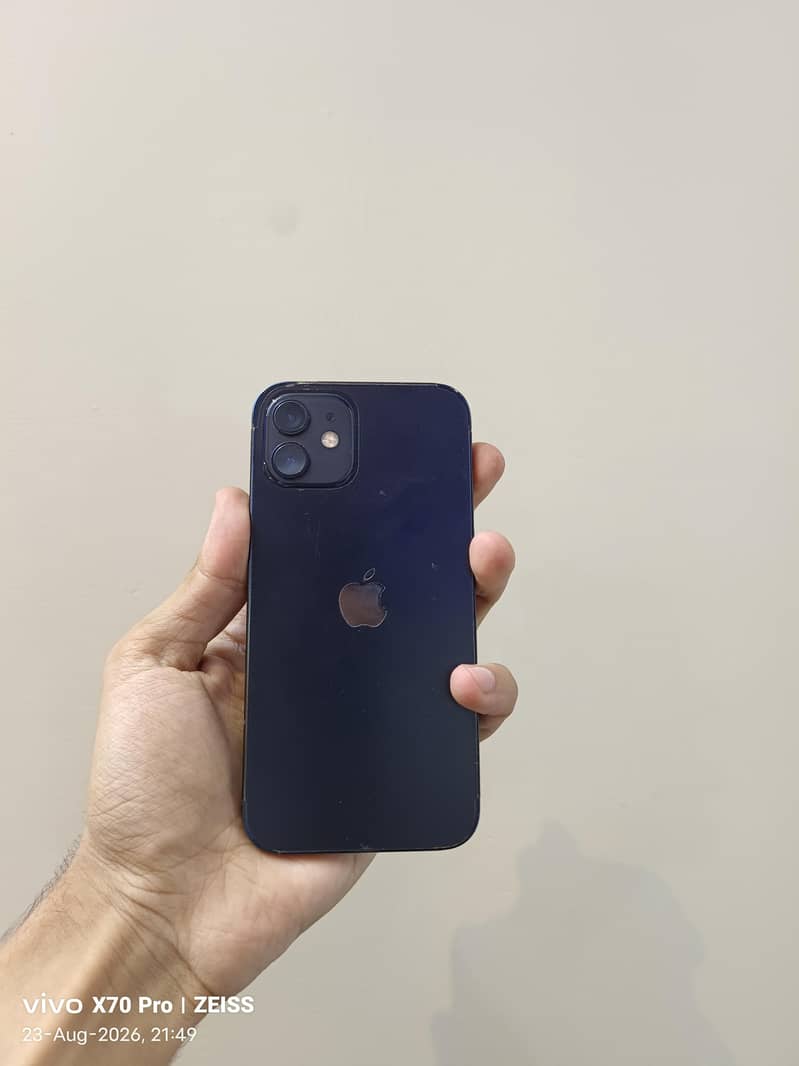 Apple iPhone 12 0