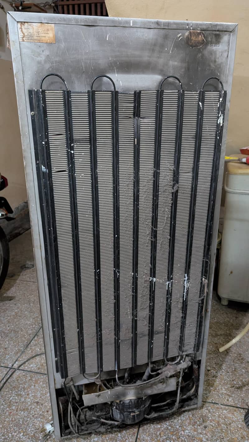 refrigerator 3