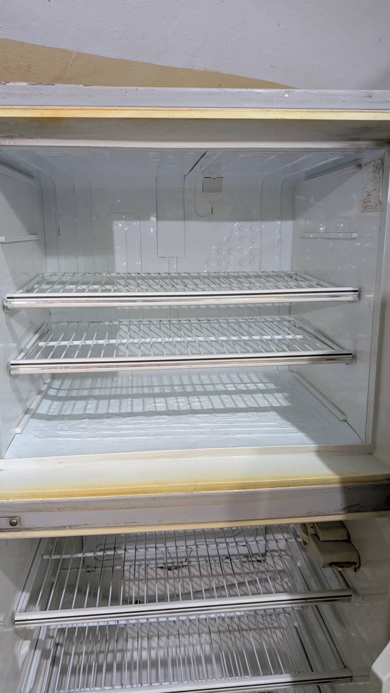 refrigerator 5