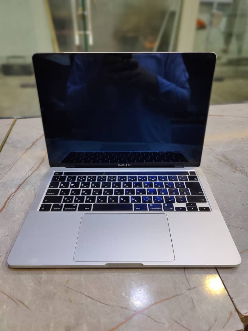 macbook m1 pro 7