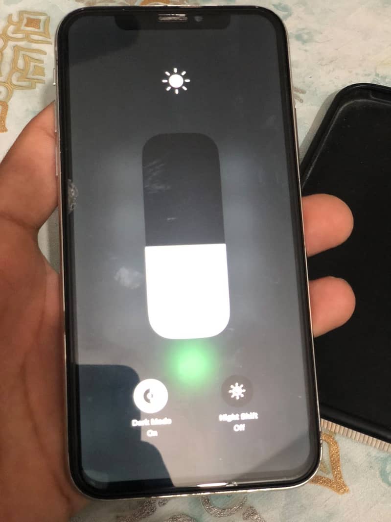 Apple iPhone X 5