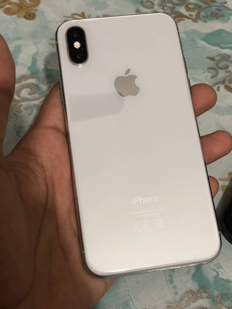 Apple iPhone X 15