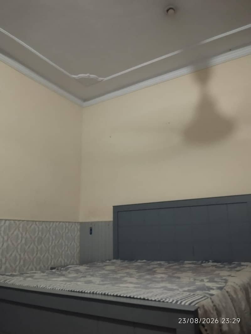 king size bed with side table 2