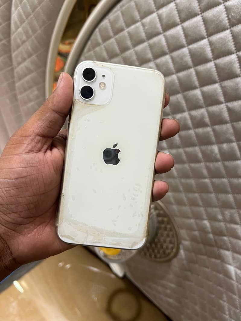Apple iPhone 11 8