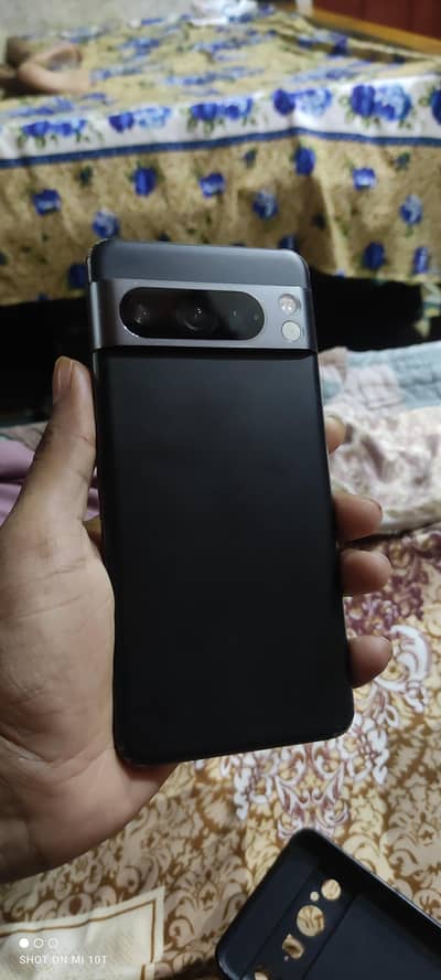 Google Pixel 8 Pro
