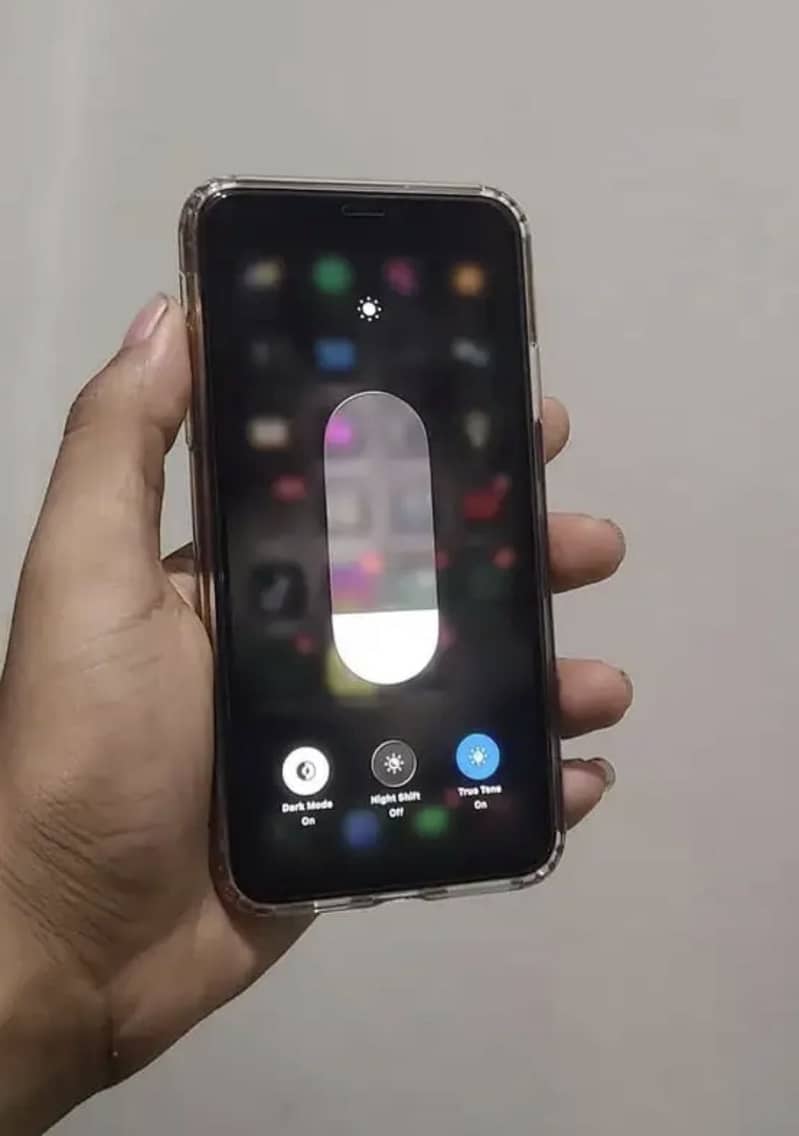 iPhone 11 Pro Max 6